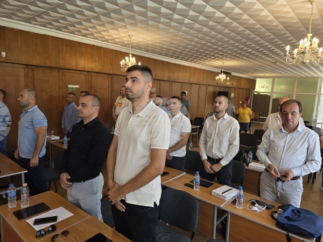 С минута мълчание в памет на загиналия бивш кмет Цветан Костадинов ще започне заседанието на Общинския съвет в Червен бряг