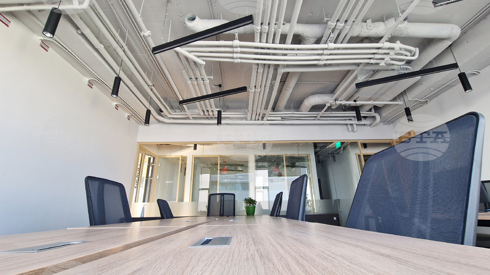 Румъния - Букурещ - споделено работно пространство