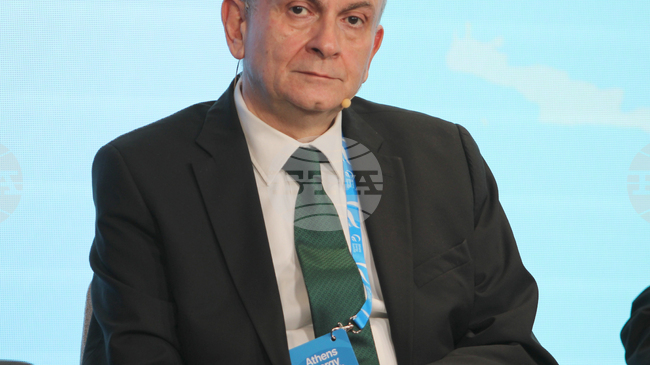 Развихме широко енергийно сътрудничество с всички съседи, каза българският посланик в Атина Валентин Порязов