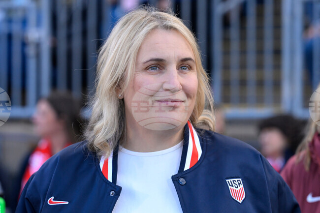 US Women Looking Ahead Soccer