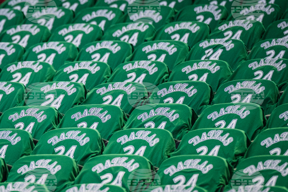 Hornets Mavericks Basketball