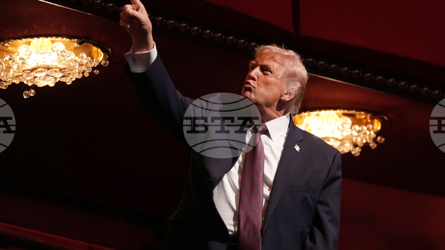 Тръмп изрази надежда, че няма да му се наложи да атакува Иран