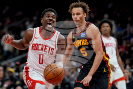 Rockets Hawks Basketball
