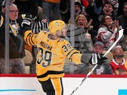 Blackhawks Penguins Hockey