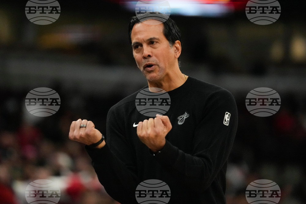 Heat Bulls Basketball