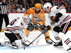 Blackhawks Penguins Hockey