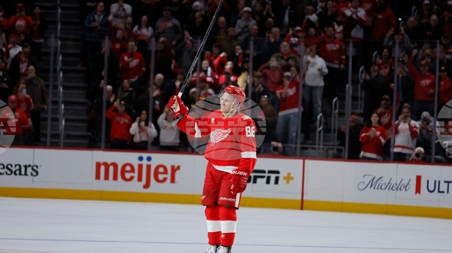 Патрик Кейн стана най-добрият американски реализатор в историята на Националната хокейна лига