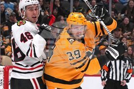 Blackhawks Penguins Hockey