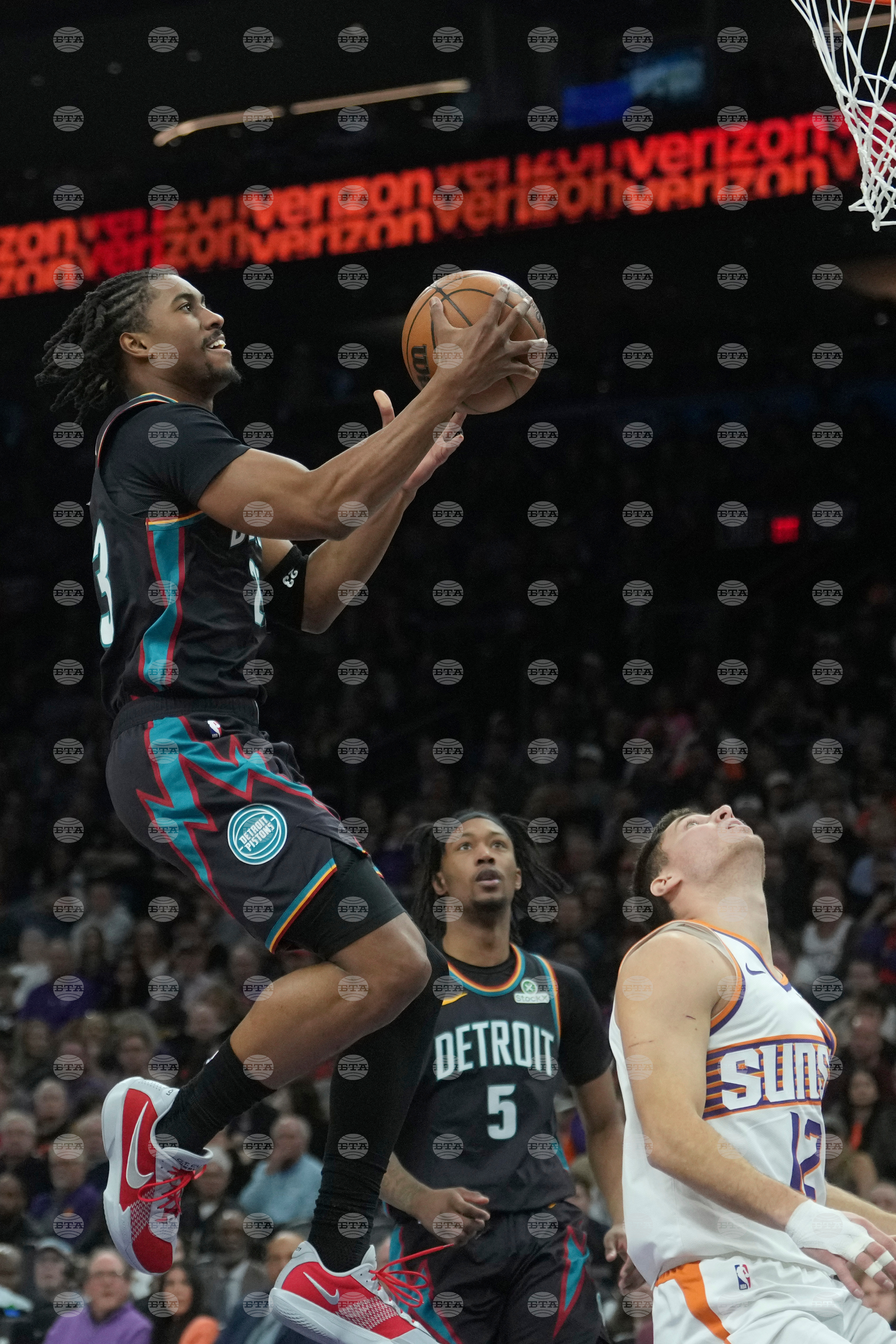 Pistons Suns Basketball