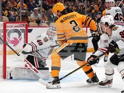 Blackhawks Penguins Hockey