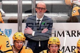 Blackhawks Penguins Hockey