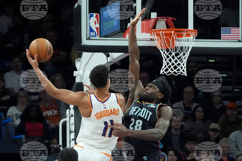 Pistons Suns Basketball