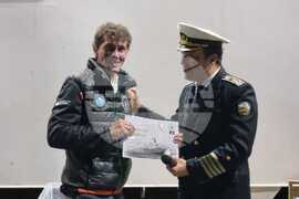 НИК 421 - пролива Дрейк - прекосяване - грамоти