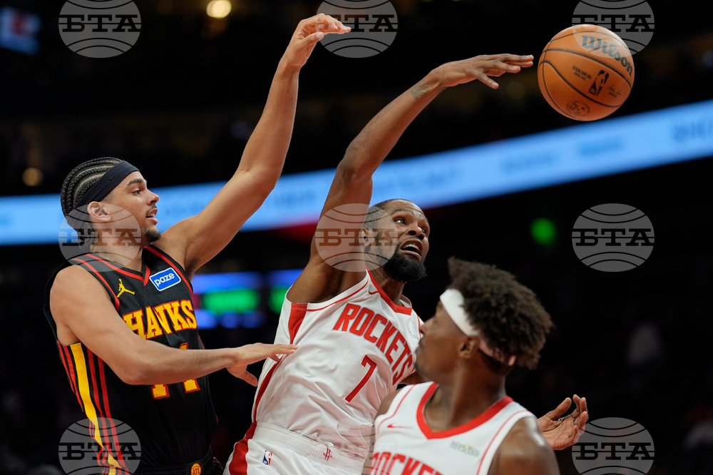 Rockets Hawks Basketball