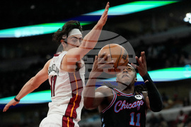 Heat Bulls Basketball