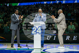 Hornets Mavericks Basketball