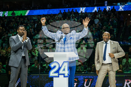 Hornets Mavericks Basketball