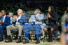 Hornets Mavericks Basketball