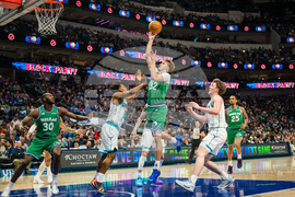 Hornets Mavericks Basketball