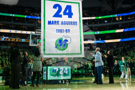 Hornets Mavericks Basketball