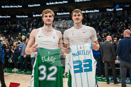 Hornets Mavericks Basketball