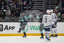 Maple Leafs Kraken Hockey