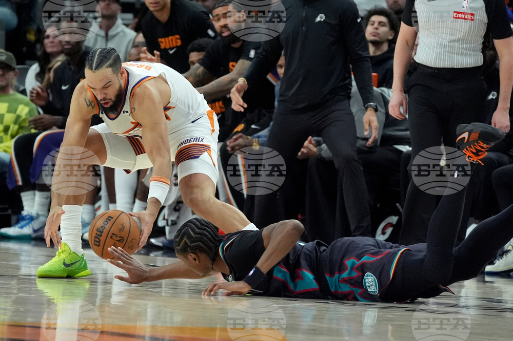 Pistons Suns Basketball