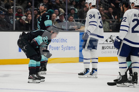 Maple Leafs Kraken Hockey