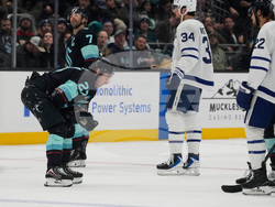 Maple Leafs Kraken Hockey