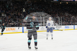 Maple Leafs Kraken Hockey