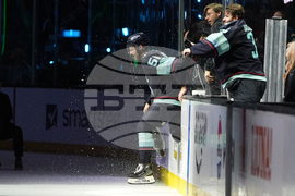 Maple Leafs Kraken Hockey