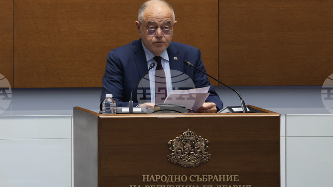 Наш дълг е да се поклоним пред жертвите на комунистическия режим и да не позволим истината да бъде заглушена, заявиха в декларация ПП-ДБ