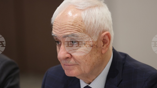 Outgoing Defence Minister Says Extended Budget Fails to Cover Ongoing Armed Forces Modernization Projects