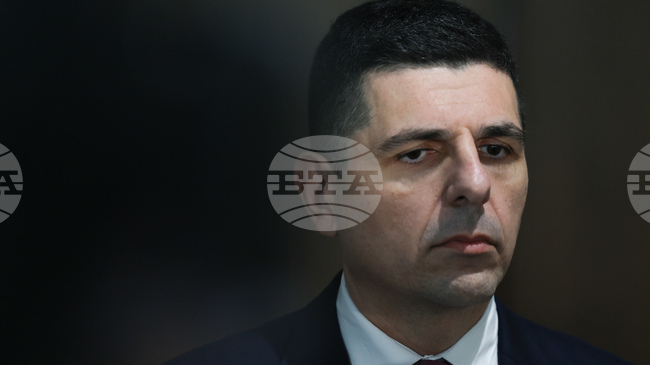 Логичният избор за служебен премиер е Андрей Гюров, заяви съпредседателят на „Да, България" Ивайло Мирчев