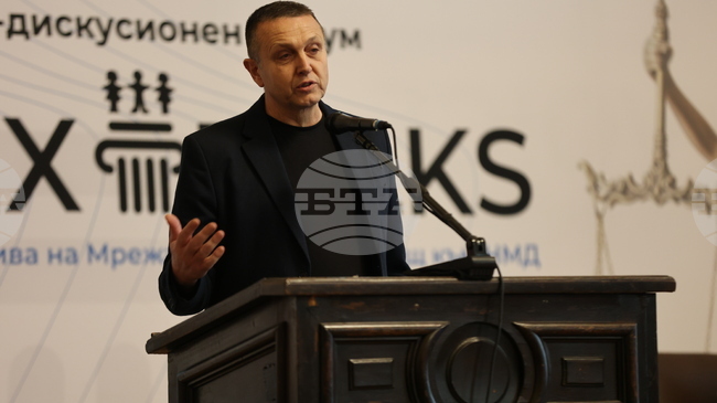 Всички сме неадекватни като възрастни по отношение на новите реалности, които имат децата, каза Георги Богданов, директор на Национална мрежа за децата