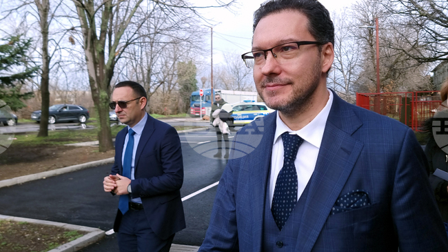 Изборите не зависят от МВР и е опасно да се говори, че това е така, каза вътрешният министър в оставка Даниел Митов в Димитровград