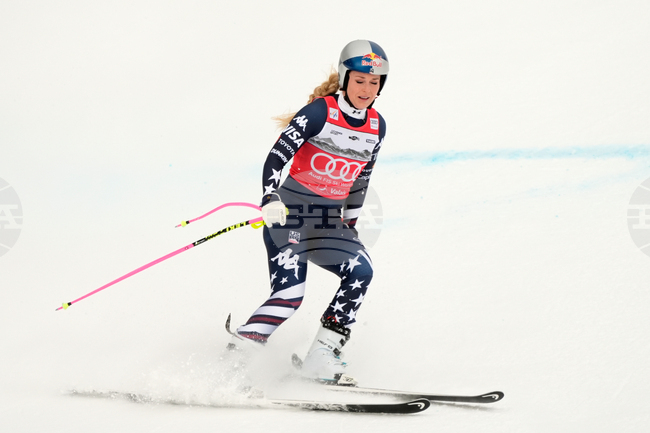 Отмениха спускането при жените от Световната купа по ски алпийски дисциплини в Кран Монтана