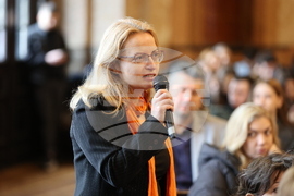 СУ „Св. Климент Охридски” - „Между бунта и закона - тийнейджърите в България” - дискусия