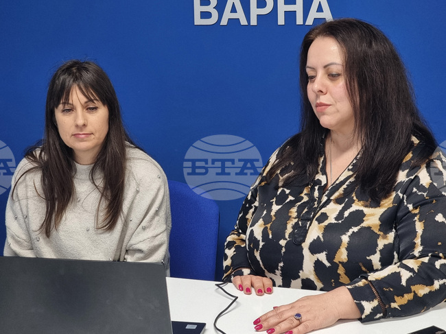 Нужни са национални критерии кои читалища са наистина работещи, смятат Лиляна Баганска и Василена Орманова от Варна