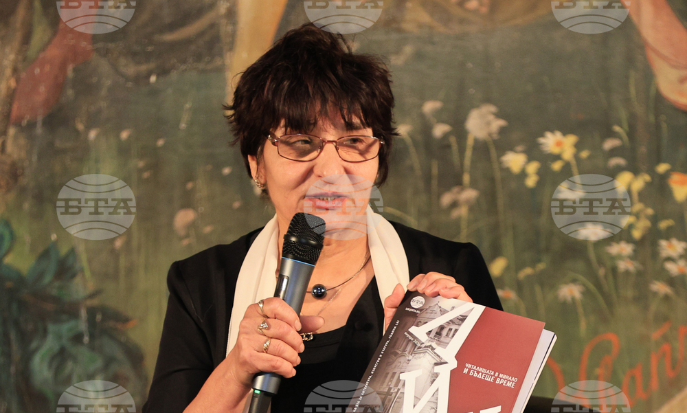 Librarian Vesselina Spassova: Chitalisthe Library Is Part of Svisthtov's Cultural Memory with Its 100,000 Books