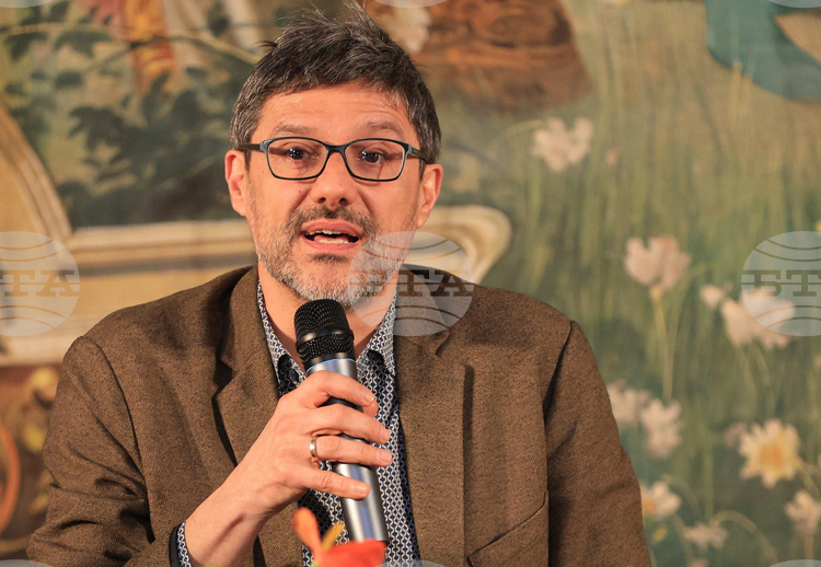 Literary Scholar Yordan Eftimov: Wealthy People Made Sacrifices to Establish First Community Centres