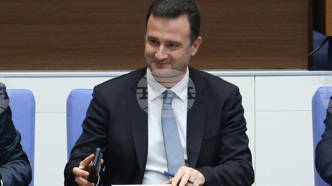 Сондажът в село Дългоселци, който е корозирал, няма акт за държава собственост, каза Жечо Станков 