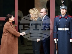 Илияна Йотова - Силвия Къдрева - консултации