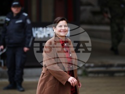 Илияна Йотова - Силвия Къдрева - консултации