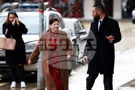 Илияна Йотова - Силвия Къдрева - консултации