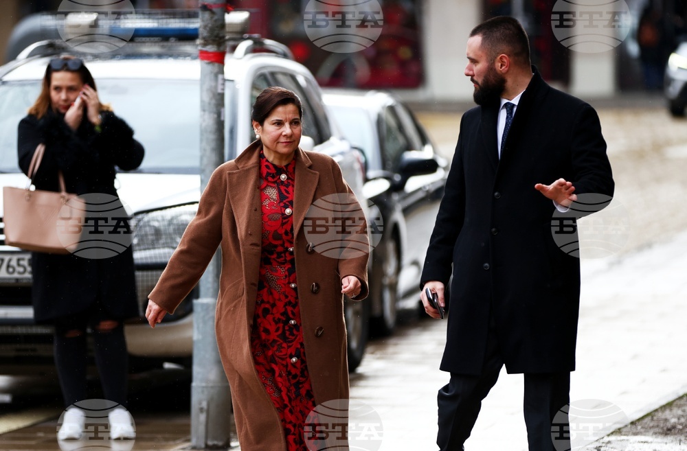 Илияна Йотова - Силвия Къдрева - консултации