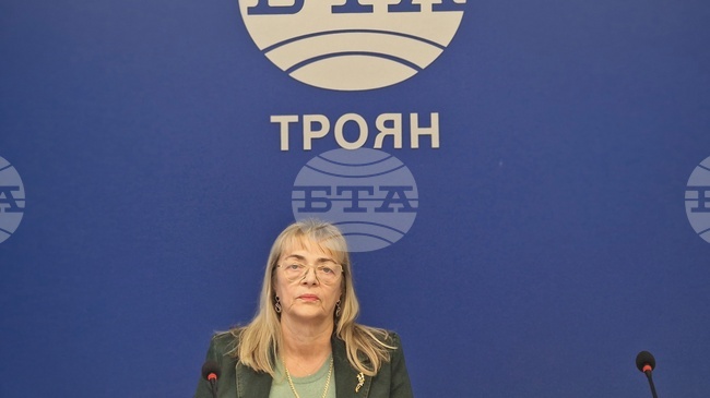 Чрез читалищата възрожденският модел на самоорганизиране остава жив, каза председателят на читалището в Троян д-р Виолета Койновска