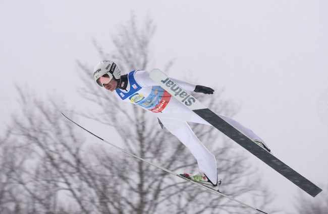 CORRECTION Germany Ski Jumping