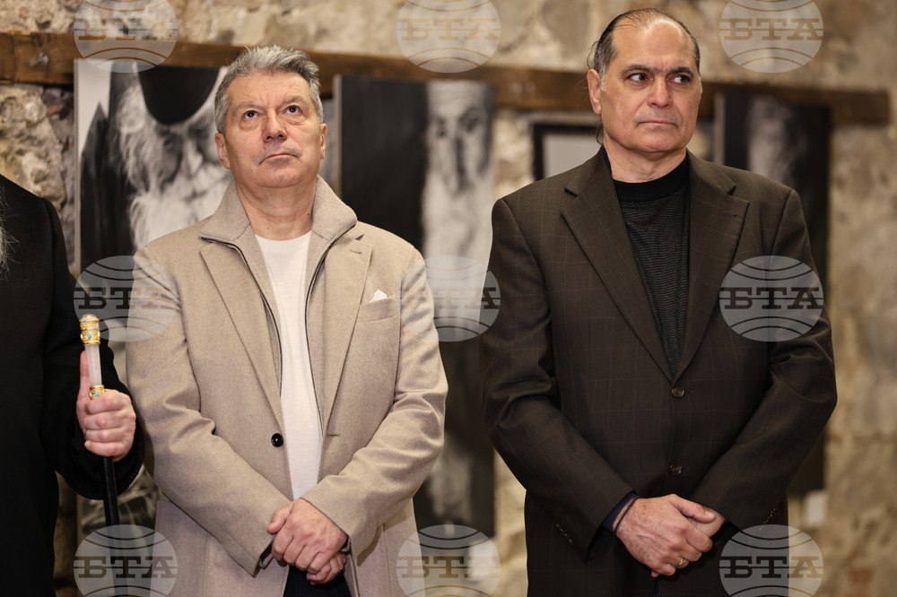 Бачковски манастир - изложба - „Атон в рисунки и фотографии“