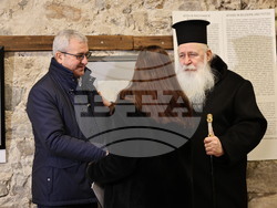 Бачковски манастир - изложба - „Атон в рисунки и фотографии“